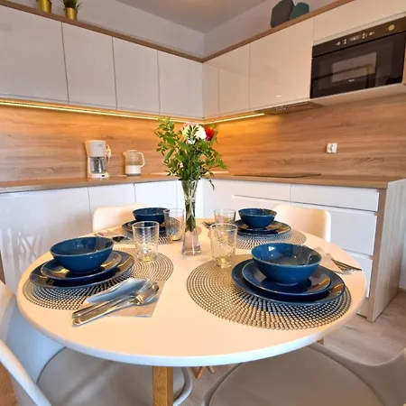 Z Widokiem, Osiedle Feniks Apartment *